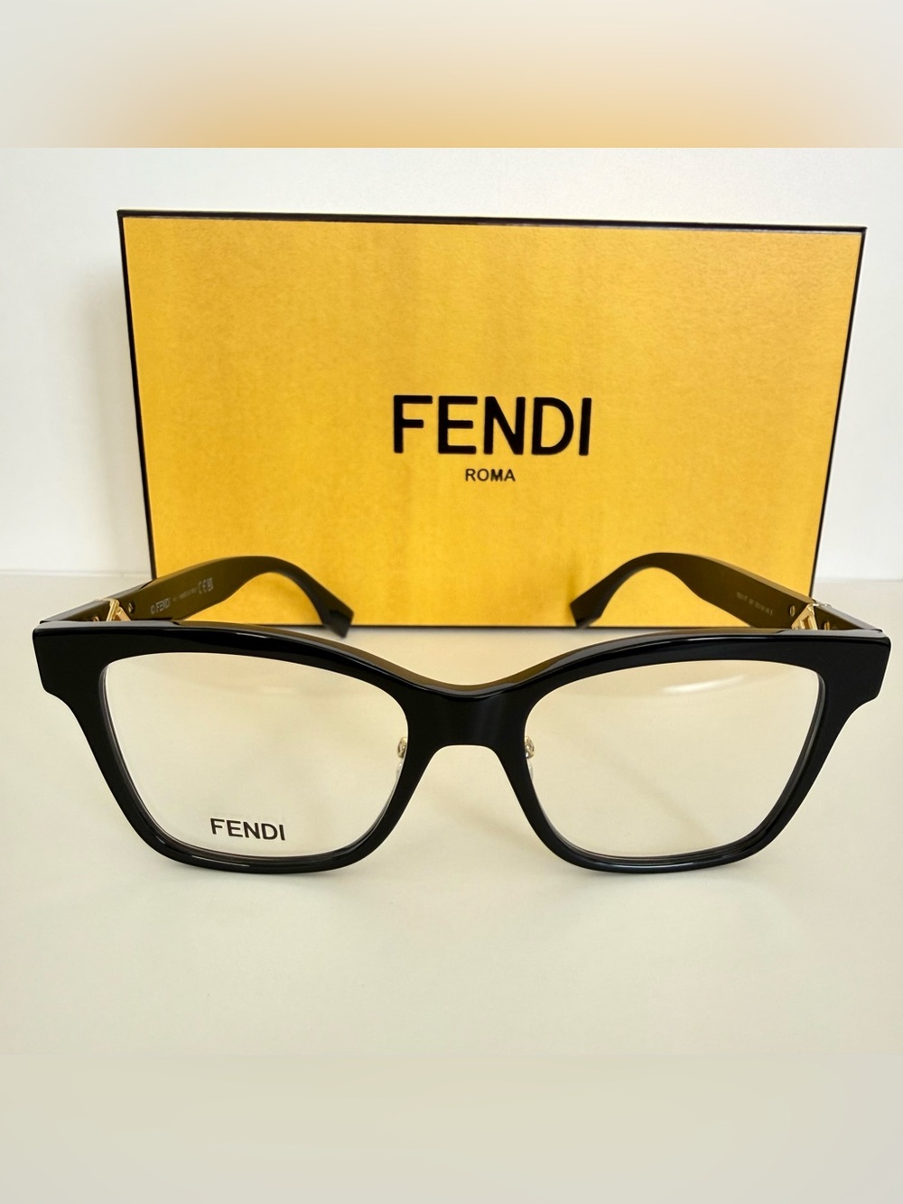 NEW!!! Fendi women eyeglasses FE50117F 001 Authentic